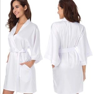 White Satin Bridal / Bridesmaid Robe Bride Kimono